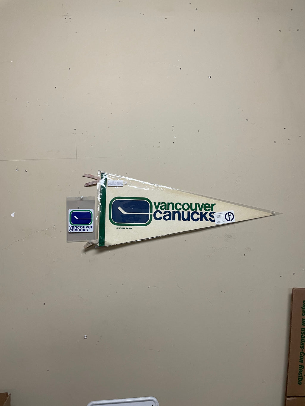 Vancouver Canucks Vintage Memorabilia Lot