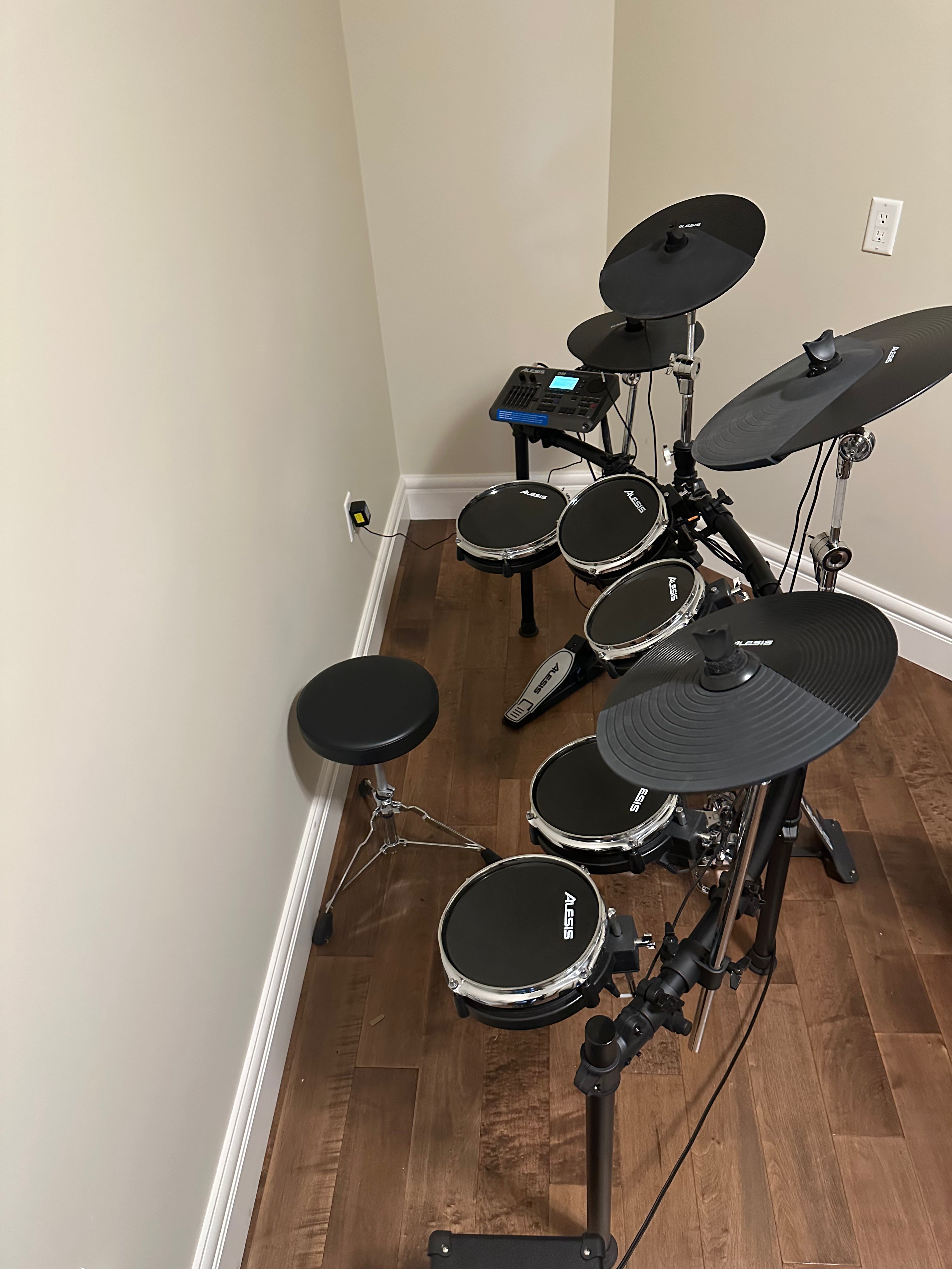 Alesis DM10 Electronic Drum Kit – Full Set
