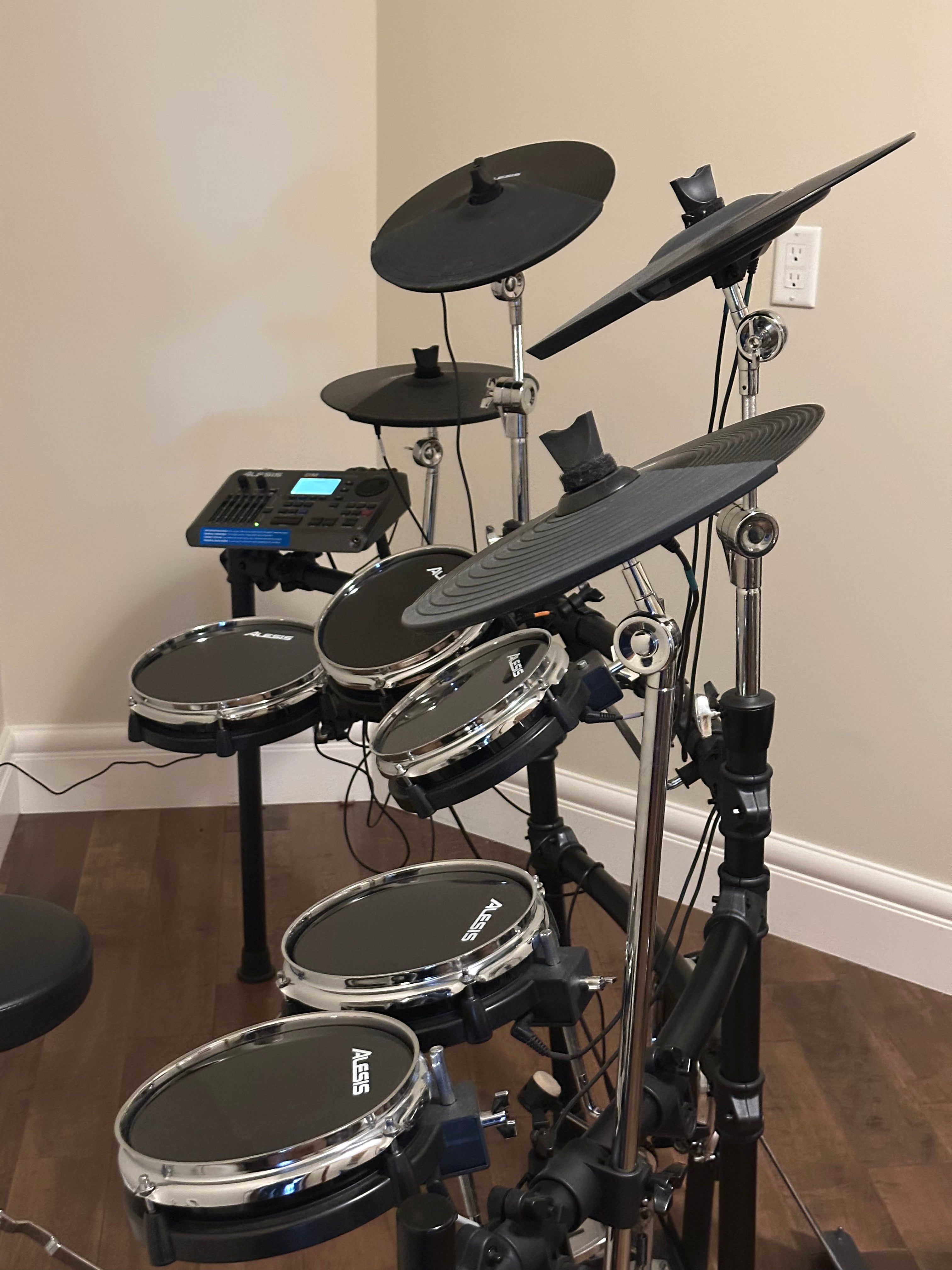 Alesis DM10 Electronic Drum Kit – Full Set