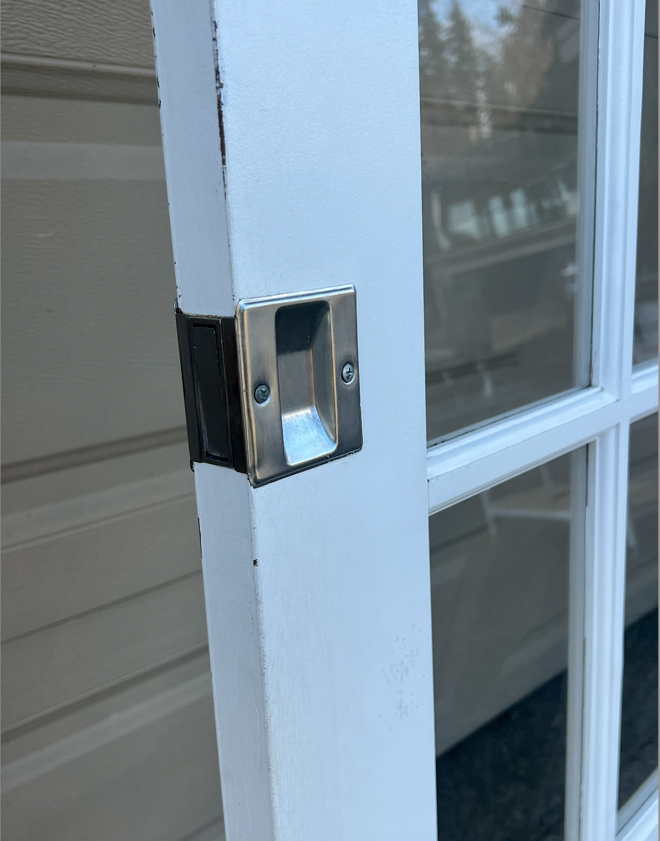 PAIR OF WHITE INTERIOR FRENCH DOORS – GLASS PANELS